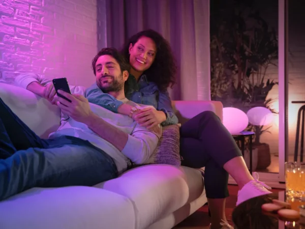 Philips Hue GU-10 Smart Spotlight (3-pack) - Image 8